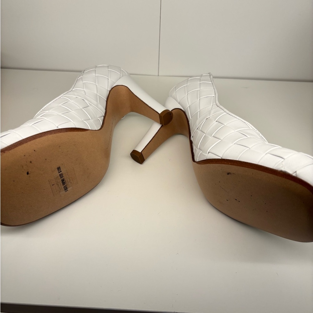 ORIGINAL Bottega Veneta Shoes - Picture 4 of 6